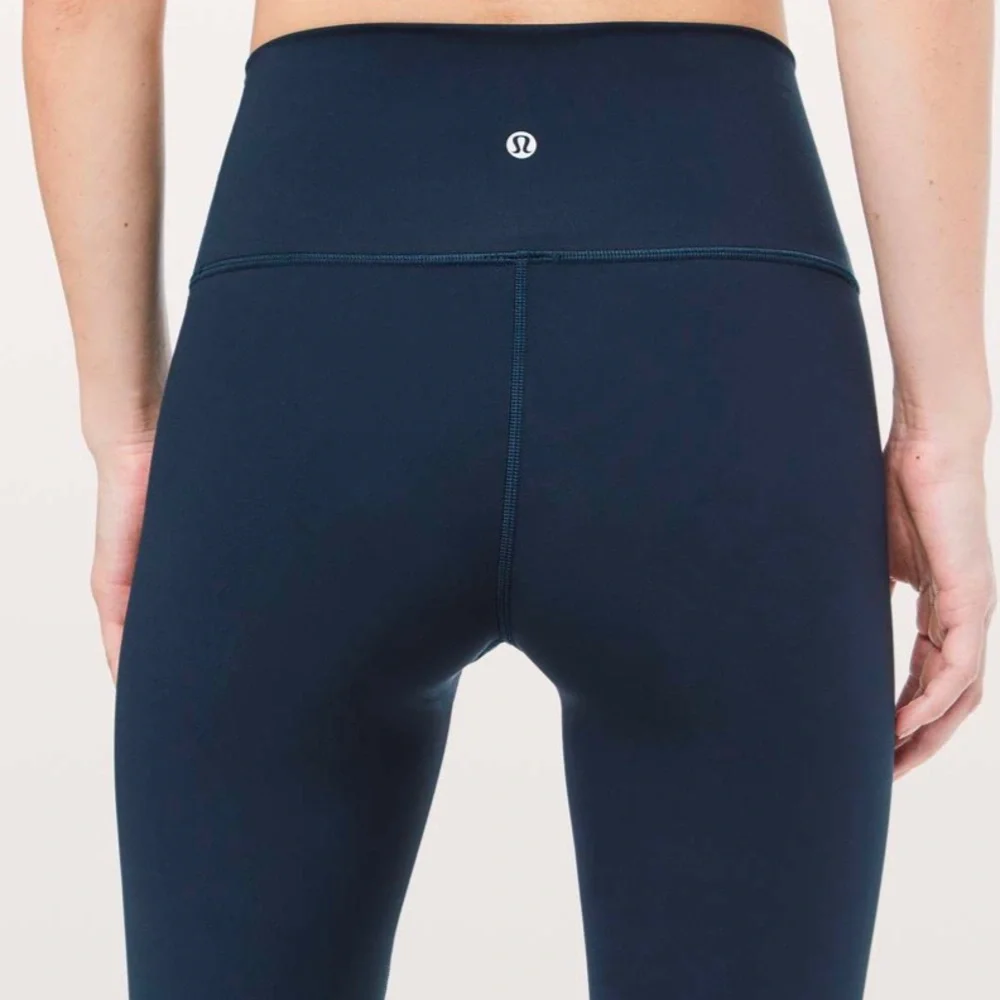 Lululemon Wunder Under Crop (Hi-Rise) *Full-On Luxtreme 21" True Navy - Picture 4 of 10